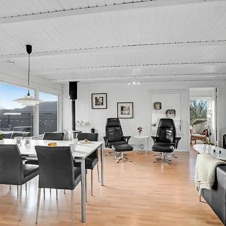 Holiday home Amazing In With Wifi *