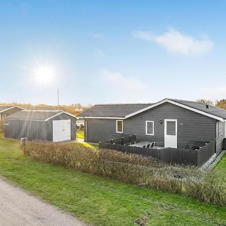 Amazing In With Wifi Holiday home
